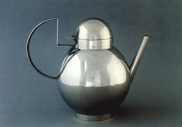 1924_Wilhem_Wagenfeld_and_Josef_Knau_Pot_1924