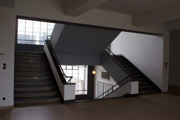 1926_Walter_Gropius_Bauhaus_Dessau_1926_13