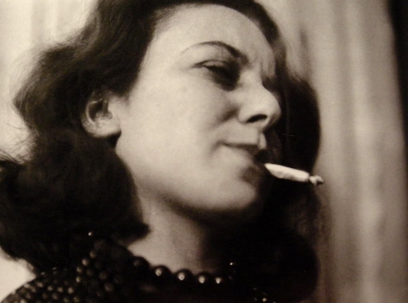 1927-1928_Lucia_Moholy_Otti_Berger_1927-1928
