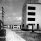 1928_Walter Gropius_Konsumverein_Dessau_Torten_1928