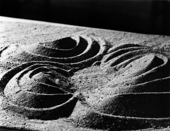 1950_Robert_Engman_Sand_study_at_the_basic_sculpture_course_teached_by_Josef_Albers_at_Yale_University_ca._1950_02