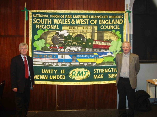 2006_John McDonnell_and_banner_maker_Ed_Hall_South_Wales_West_of_England_Regional_Council_2006