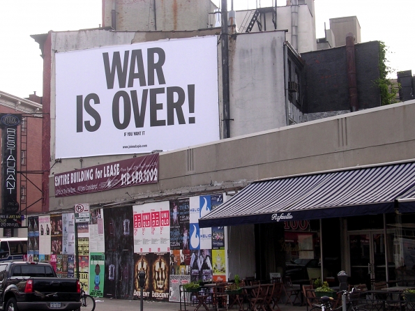 2006_NYC_Greenwich Village_recreation_of_1969_billboards_made_by_John_Lennon_and_Yoko_Ono_that_appeared_in_11_international_cities_2006
