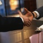 handshake_03