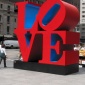 Robert_Indiana___Love_sculpture60035