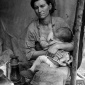 1936_Dorothea_Lange_Migrant_agricultural_worker's_family_Seven_hungry_children_Mother_aged_thirty-two_Father_is_native_Californian_Nipomo_California_1936